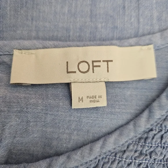 Ann Taylor LOFT Shirt Blue Floral Embroidered Ruffle Long Sleeve Smocked Medium - Picture 7 of 9